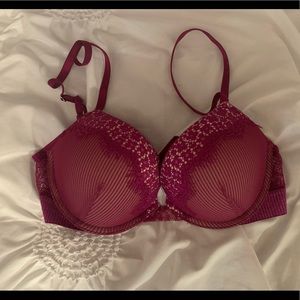 NWOT Victoria Secret Bra